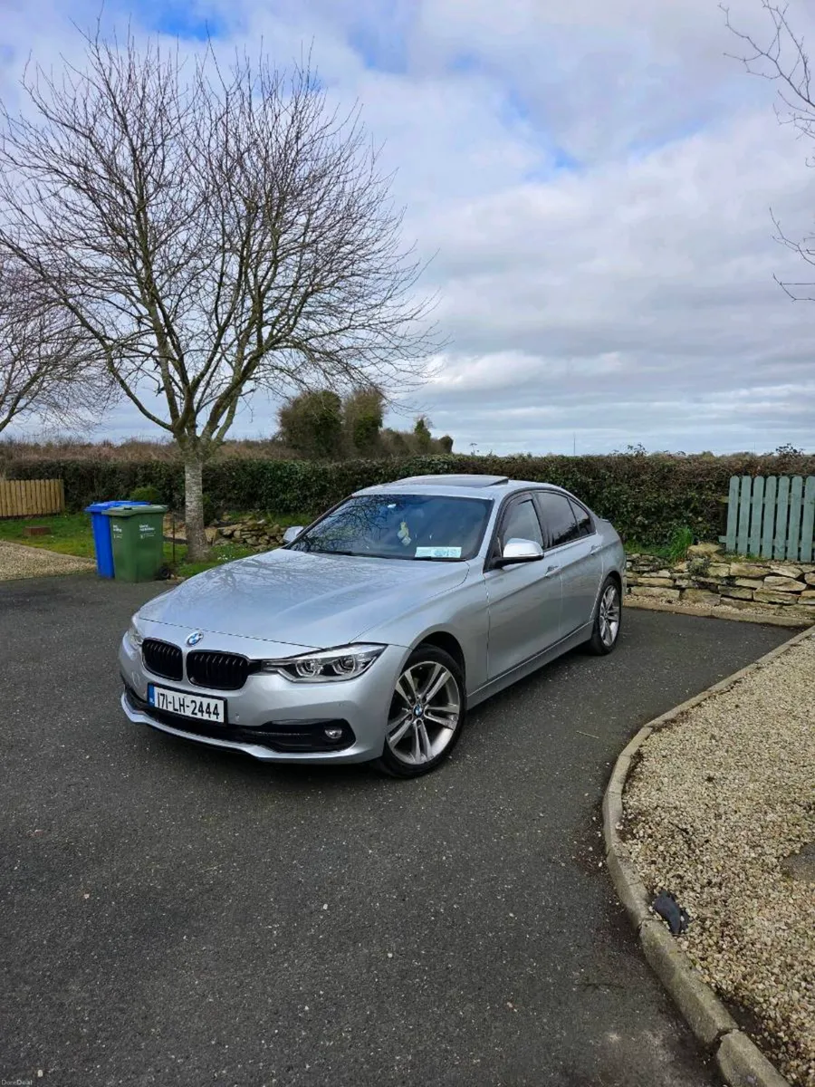 BMW 320d - Image 2