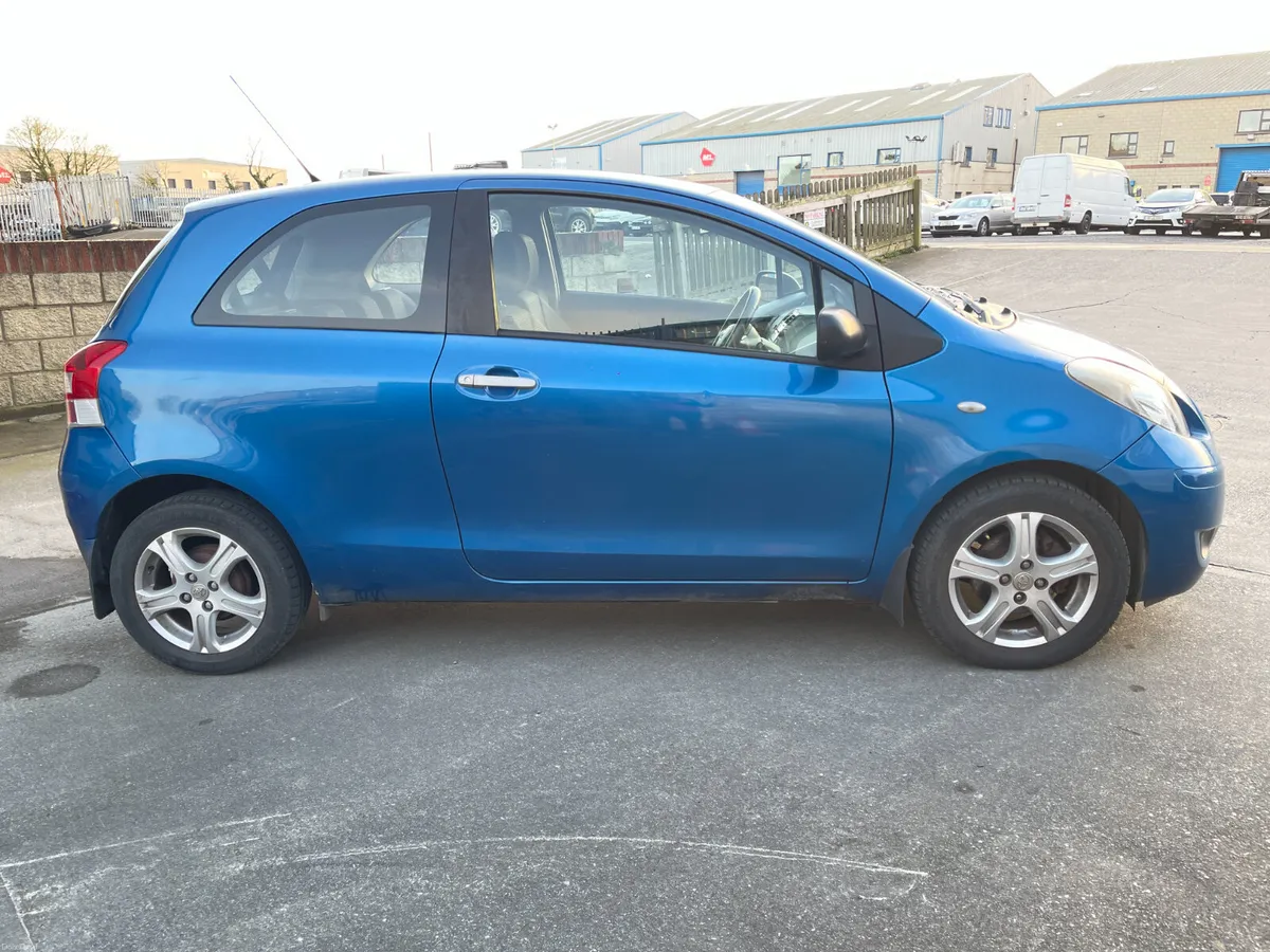 2010,Toyota Yaris 1.0 VVTI TR 3DR,New Nct - Image 4