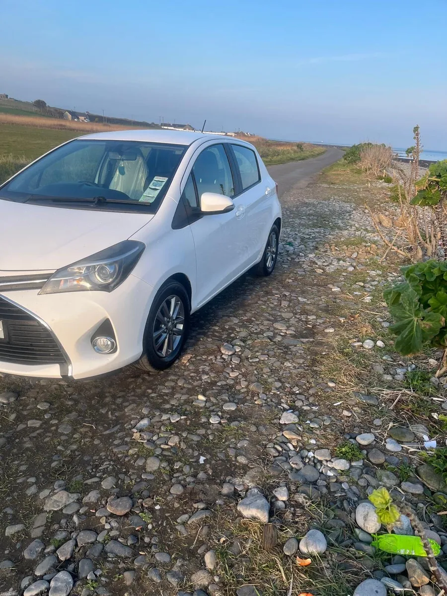 Toyota  Yaris 1.4 diesel - Image 2