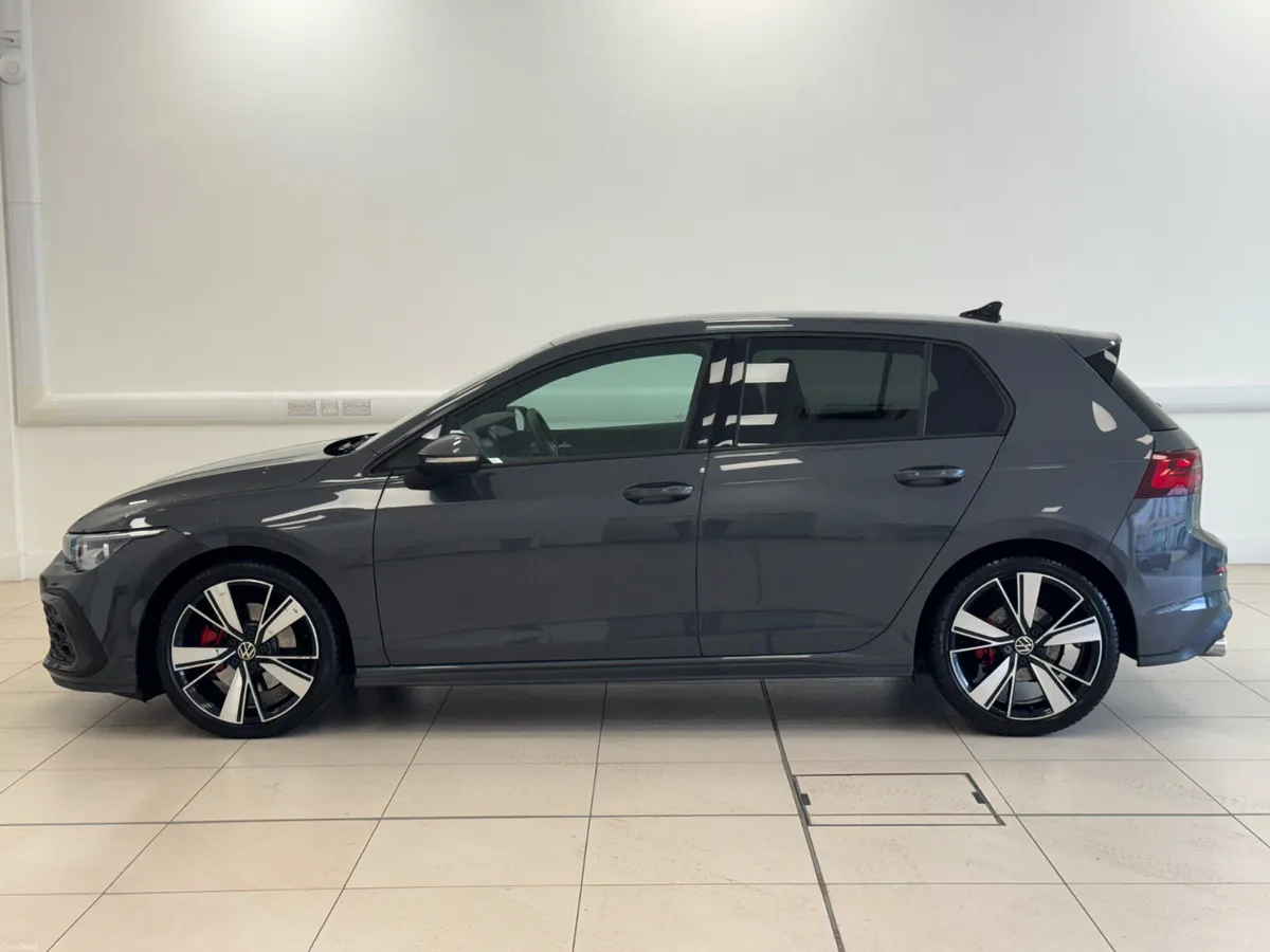 Volkswagen Golf GTD 2021 - Image 4