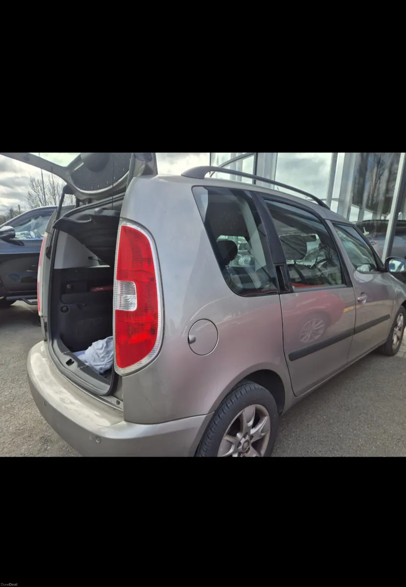 Skoda Roomster 2008 1.6 AUTOMATIC - Image 3