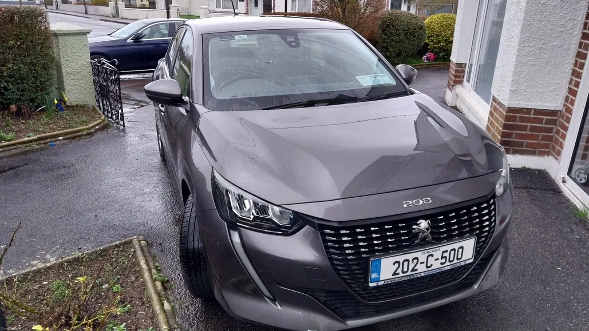Peugeot  208 - Image 1