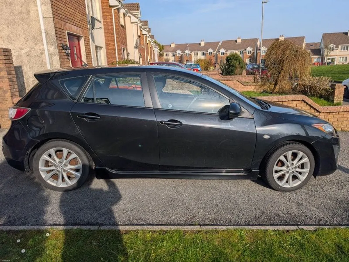 2011 Mazda 3 - Image 2