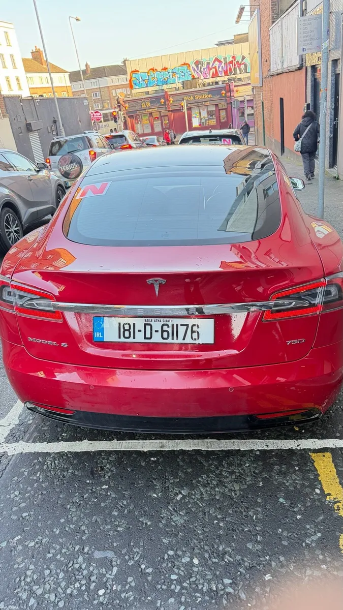 Tesla Model S 75D - Image 3