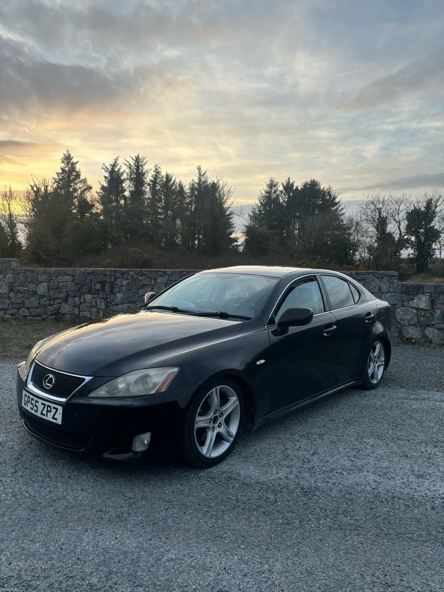 2005 Lexus Is250 - Image 3
