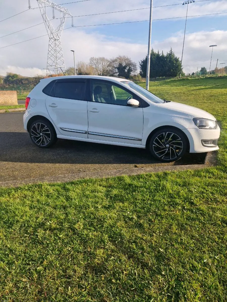 VOLKSWAGEN POLO 2012 AUTO - Image 4