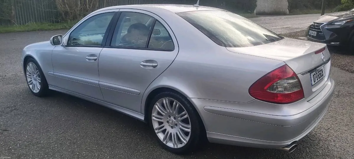 Mercedes e class sport - Image 4