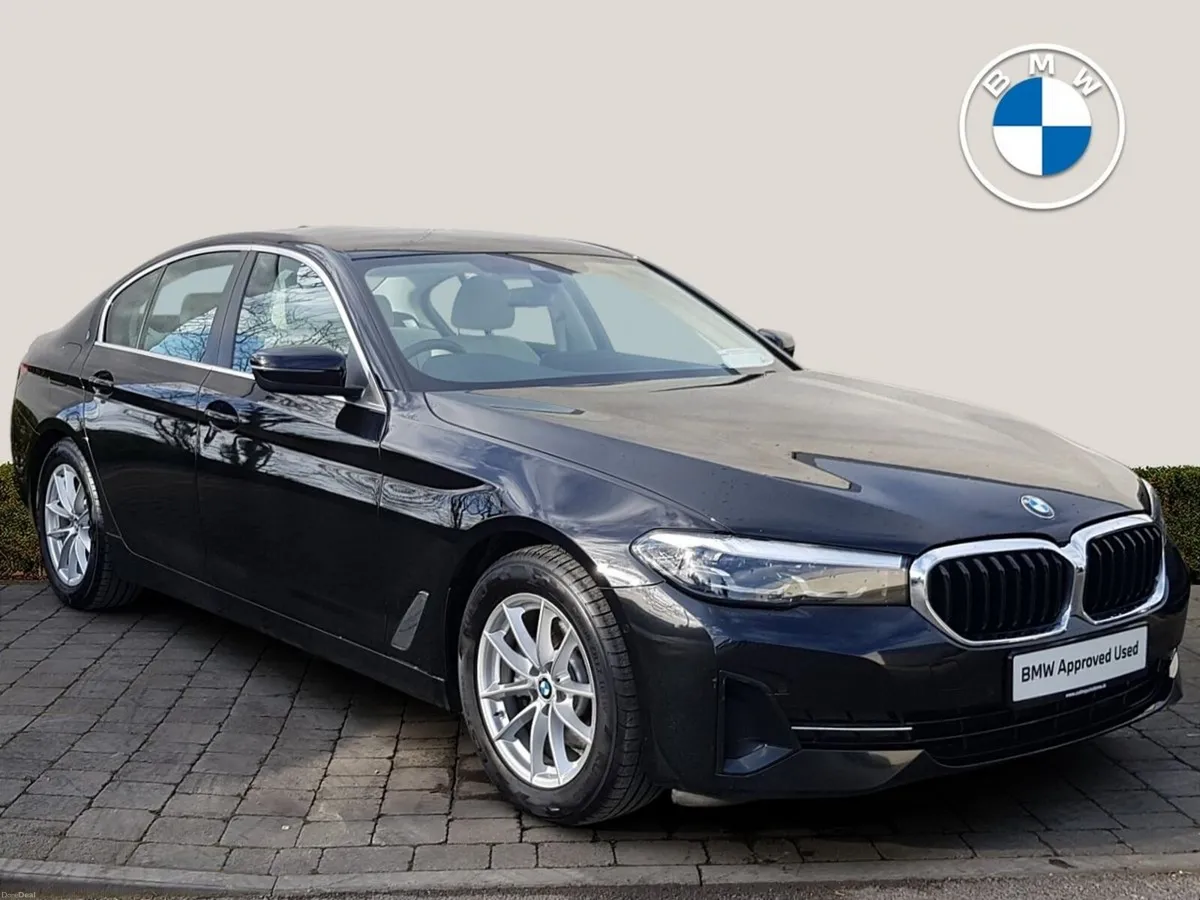 BMW 5-Series 520d SE - Image 1