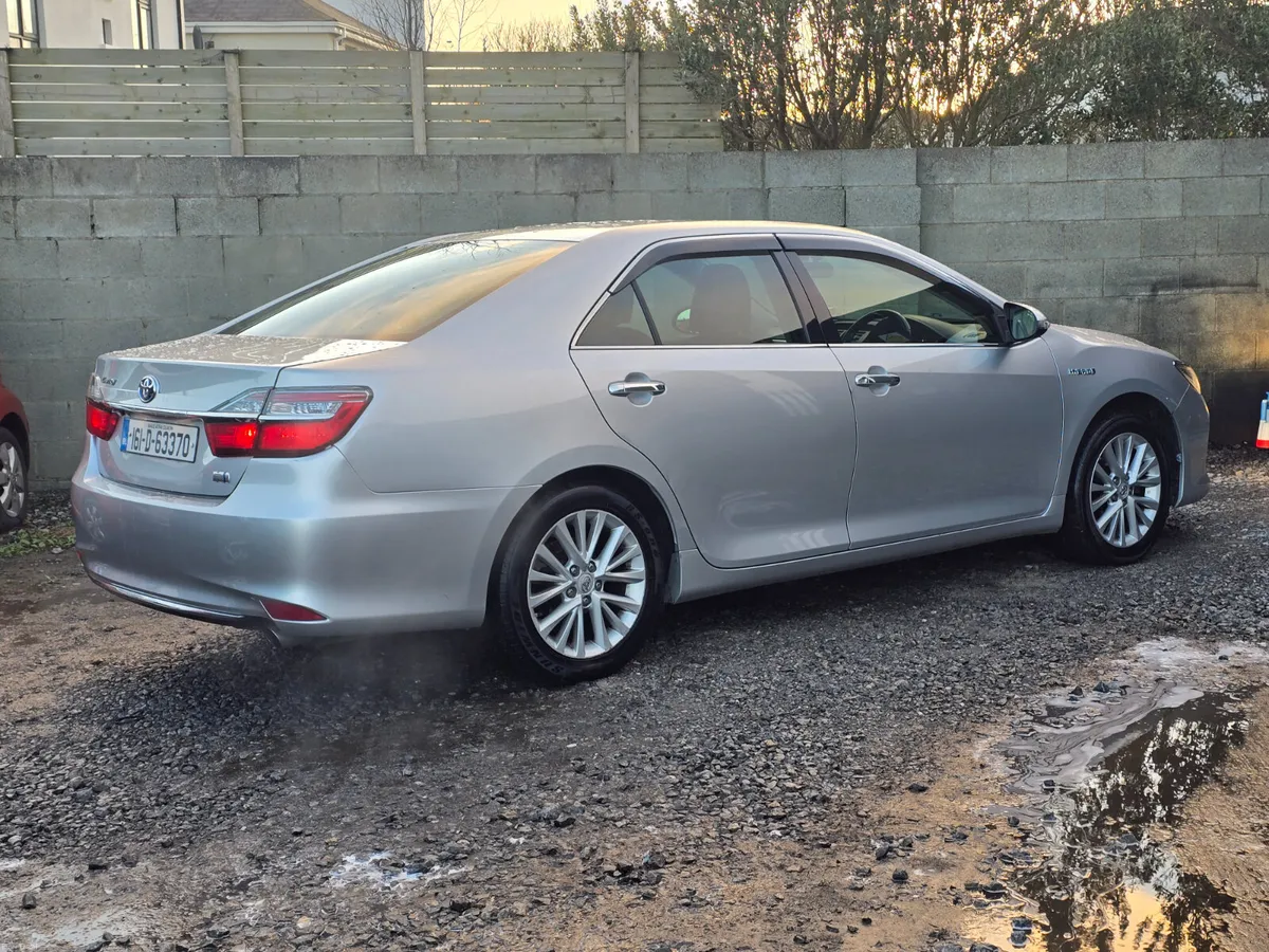 Toyota Camry 2016 hybrid automatic €7990 - Image 4