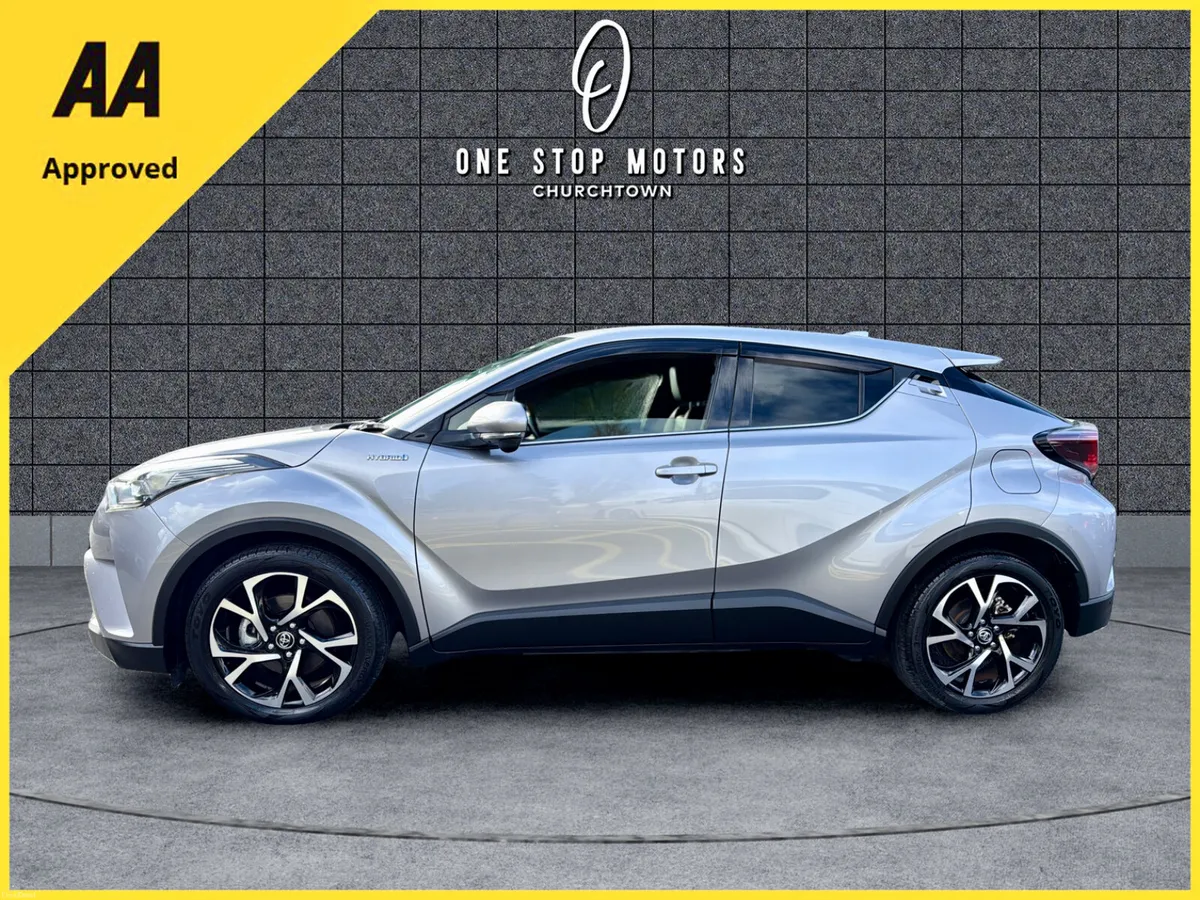 2017 Toyota C-HR *HYBRID LUNA SPORT AUTO* AMAZING - Image 4