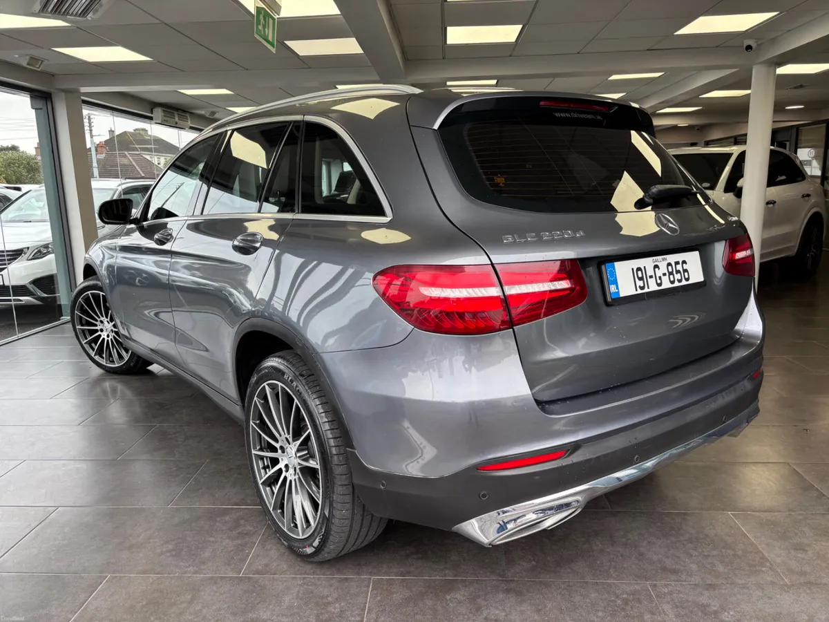 Mercedes-Benz GLC 2019 220 CDI - Image 2