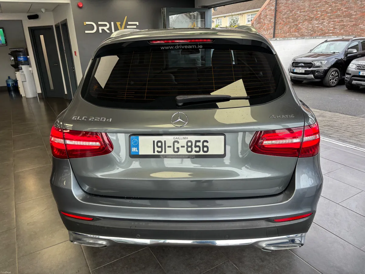 Mercedes-Benz GLC 2019 220 CDI - Image 3