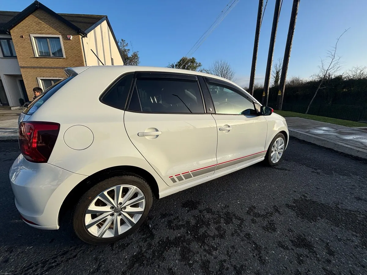 Volkswagen Polo 2017 Beats Edition - Image 3