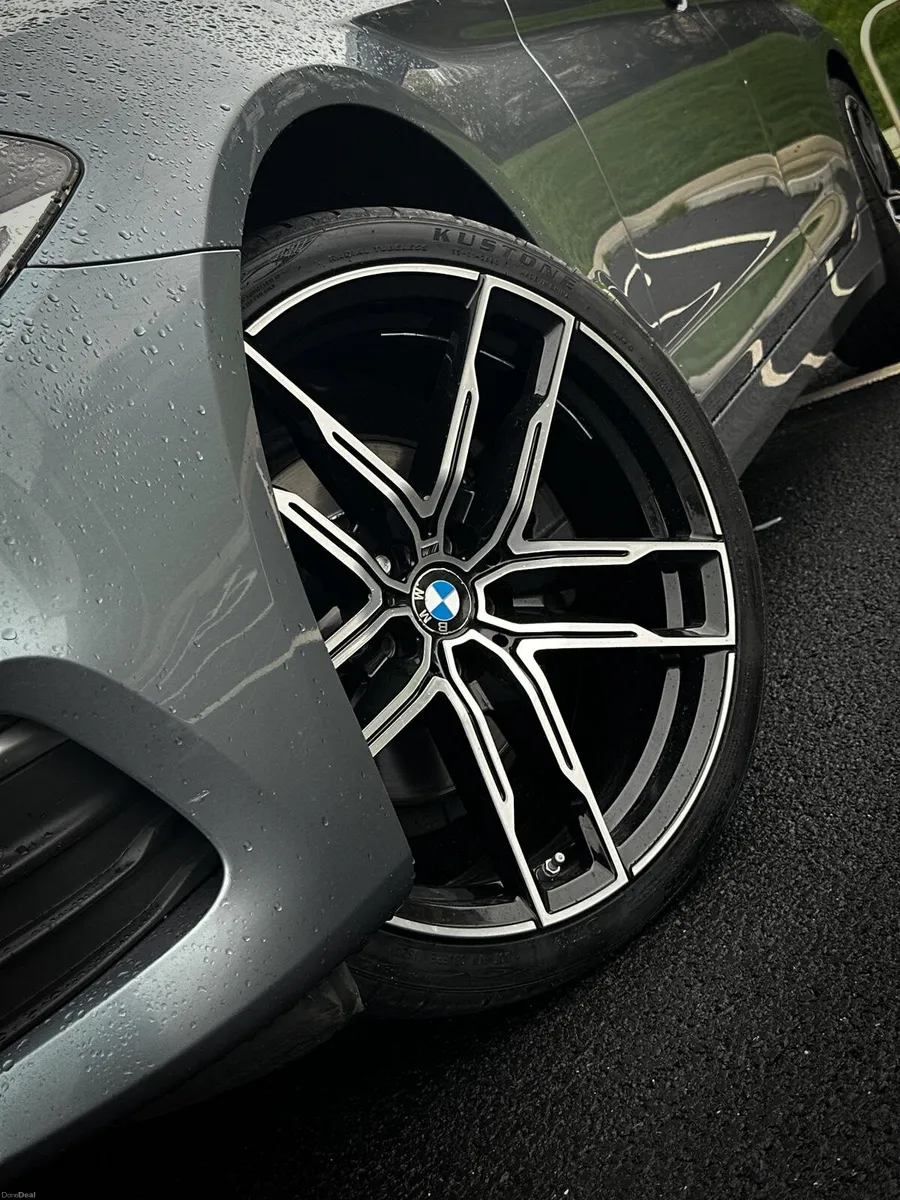 BMW 5-Series 2018 - Image 4