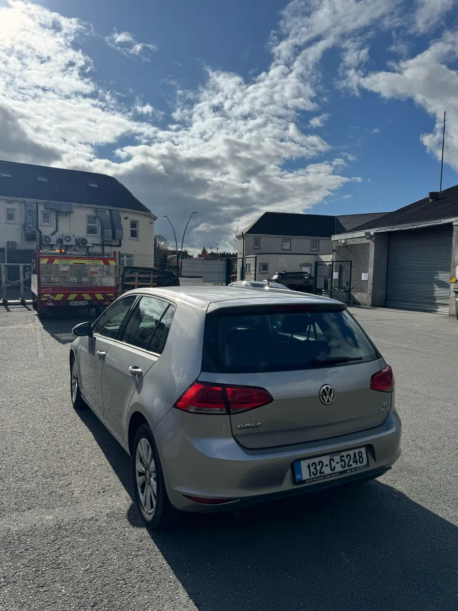 132 VW Golf Bluemotion TDI - Image 4