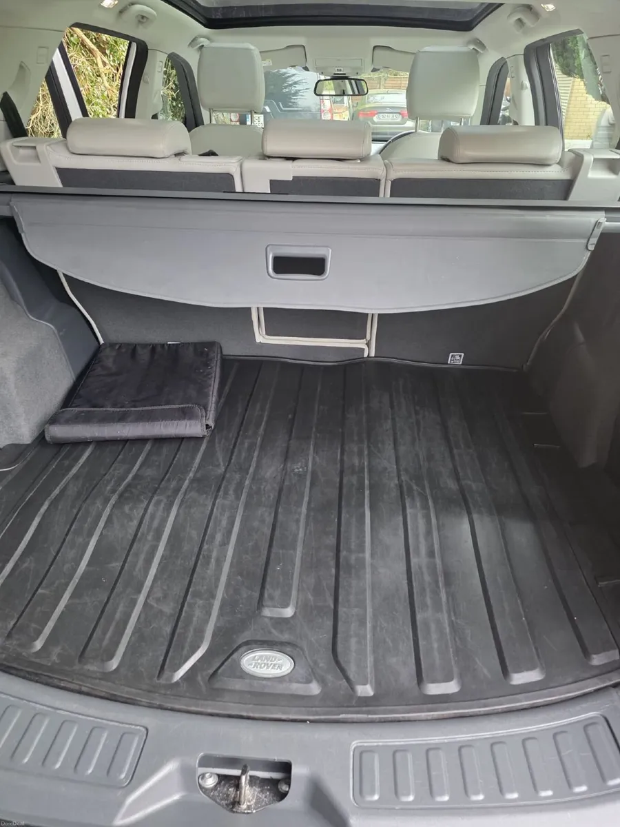 Land Rover Discovery Sport 2016 - Image 3