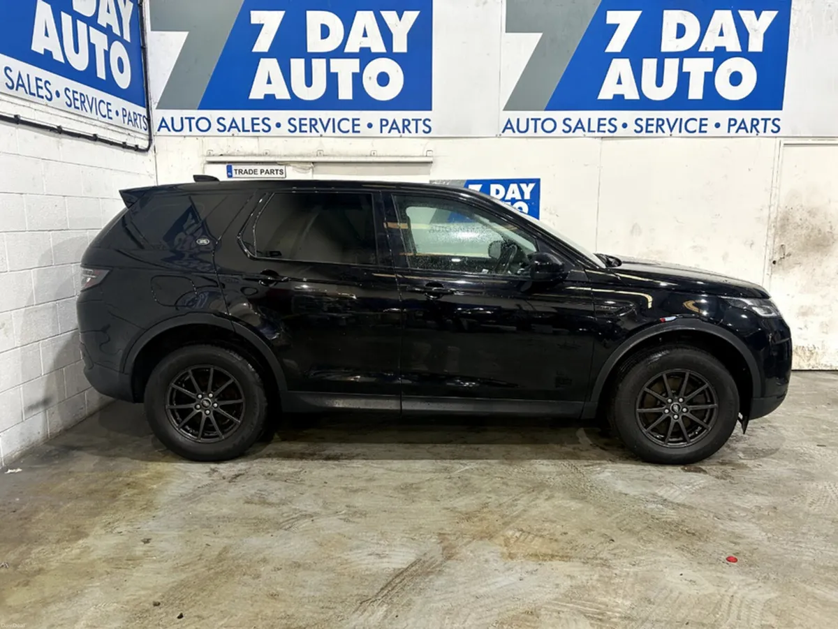Land Rover Discovery Sport MY20.5 2 2.0 ED4 FWD 5D - Image 3