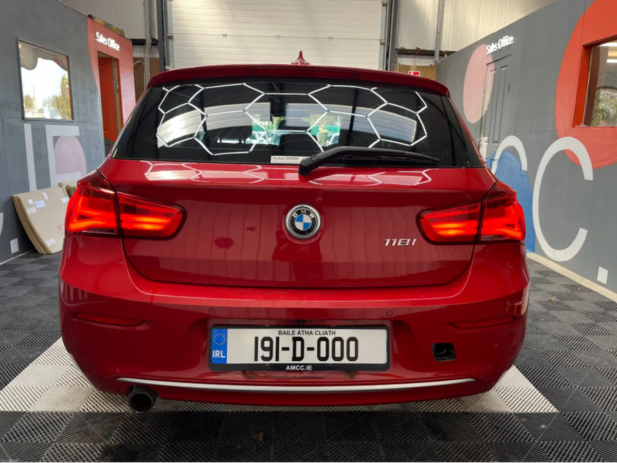 BMW 1-Series €16950! 2019 BMW 118I FASHIONISTA 1.5 - Image 3