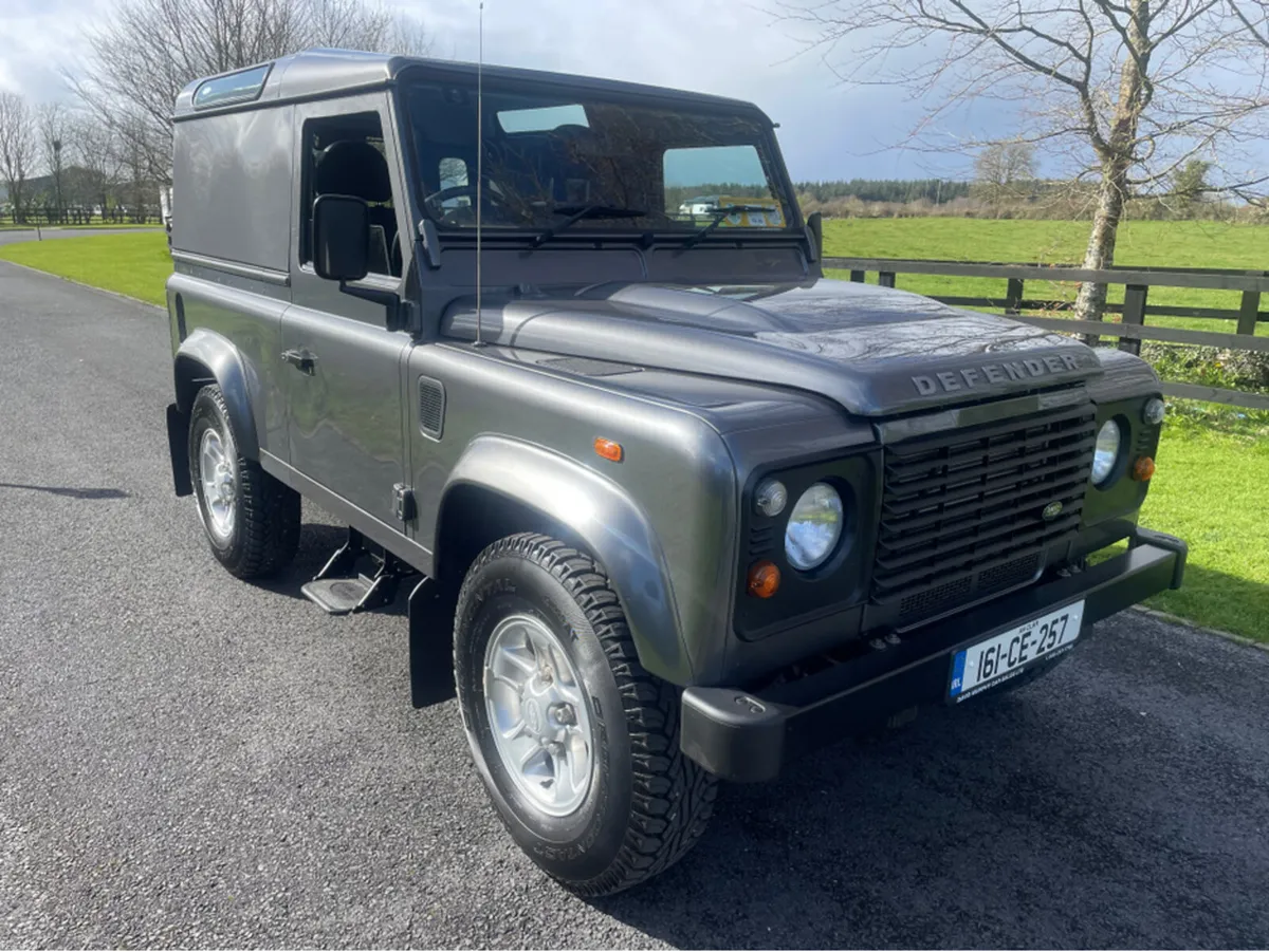 Land Rover Defender 90 HARD TOP MY 15 E.P E.PACK B - Image 1
