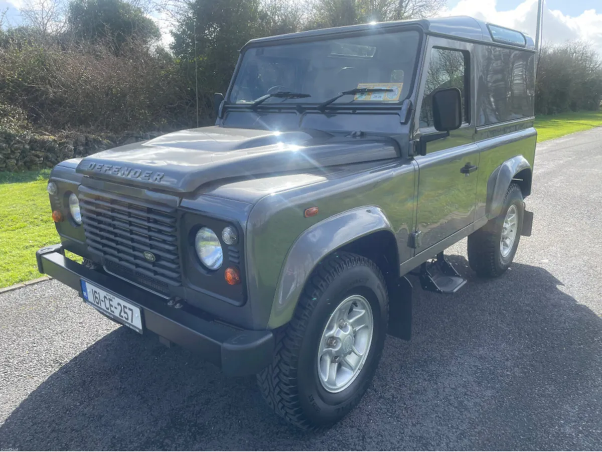 Land Rover Defender 90 HARD TOP MY 15 E.P E.PACK B - Image 4