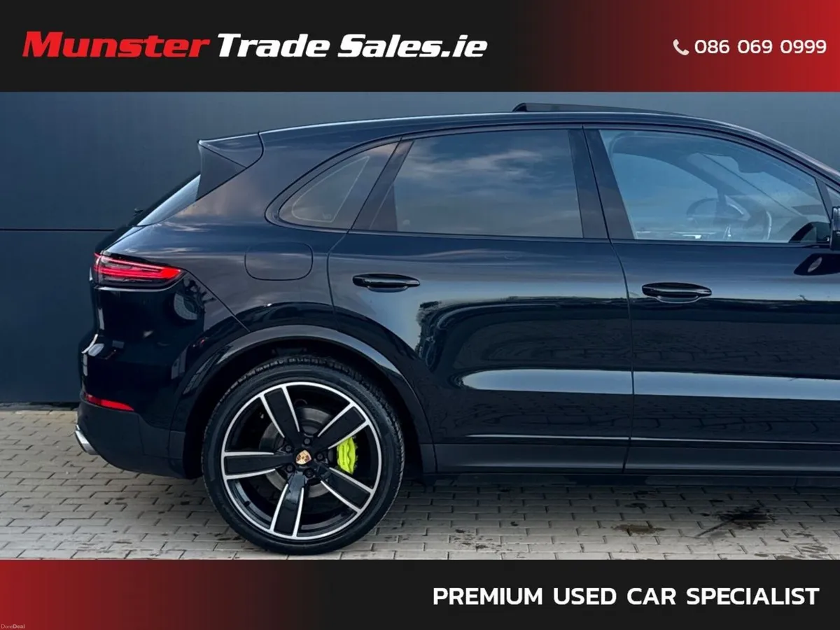 Porsche Cayenne 3.0 V6 E-Hybrid - Image 3