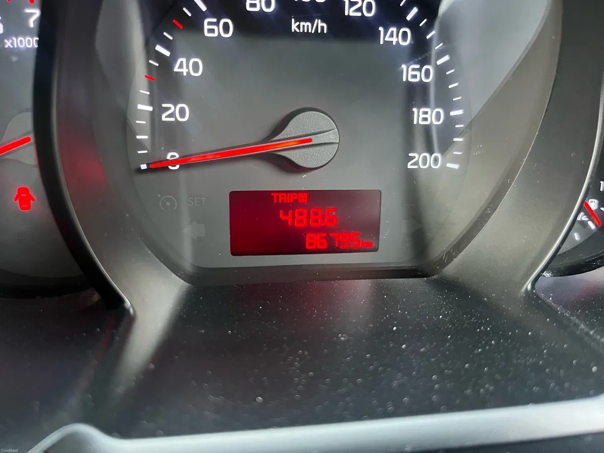 2017 Kia picanto 1.0 petrol - Image 5