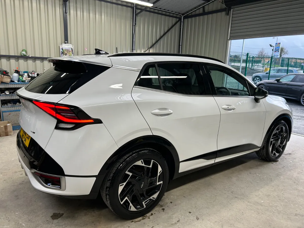 KIA SPORTAGE 1.6CRDI GT-LINE ISG (VRT INC) - Image 3