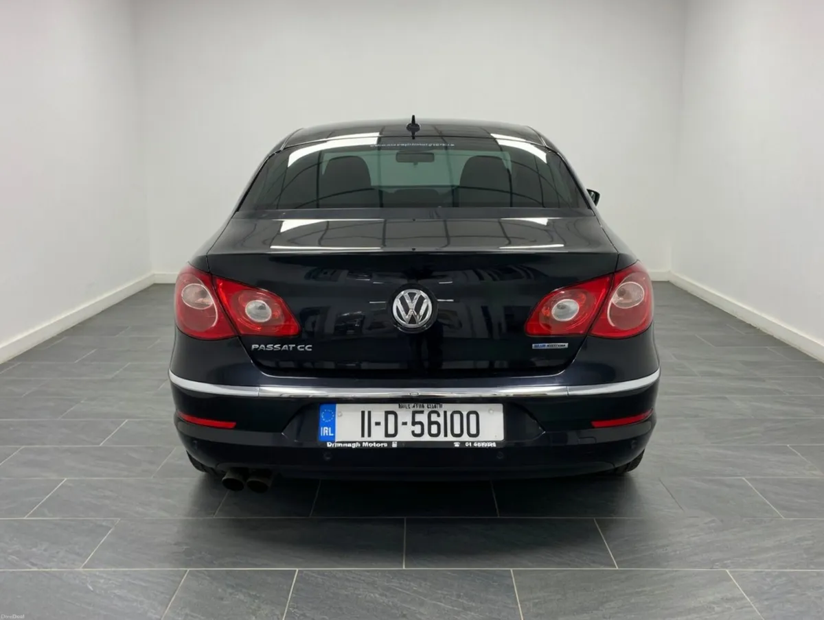 Volkswagen Passat 2011 - Image 4