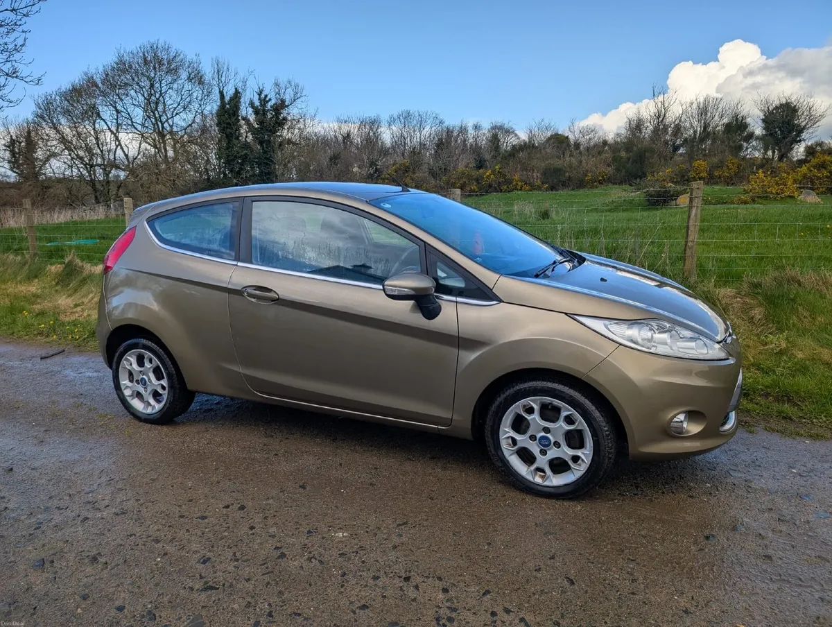 Ford Fiesta 2012 - Image 4