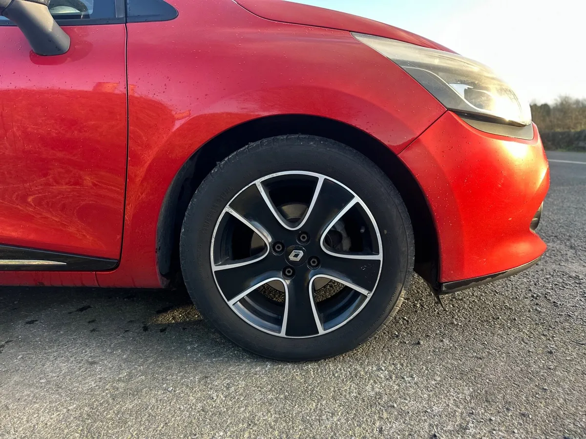 2013 Renault Clio Dynamique NCT 02/27 - Image 4