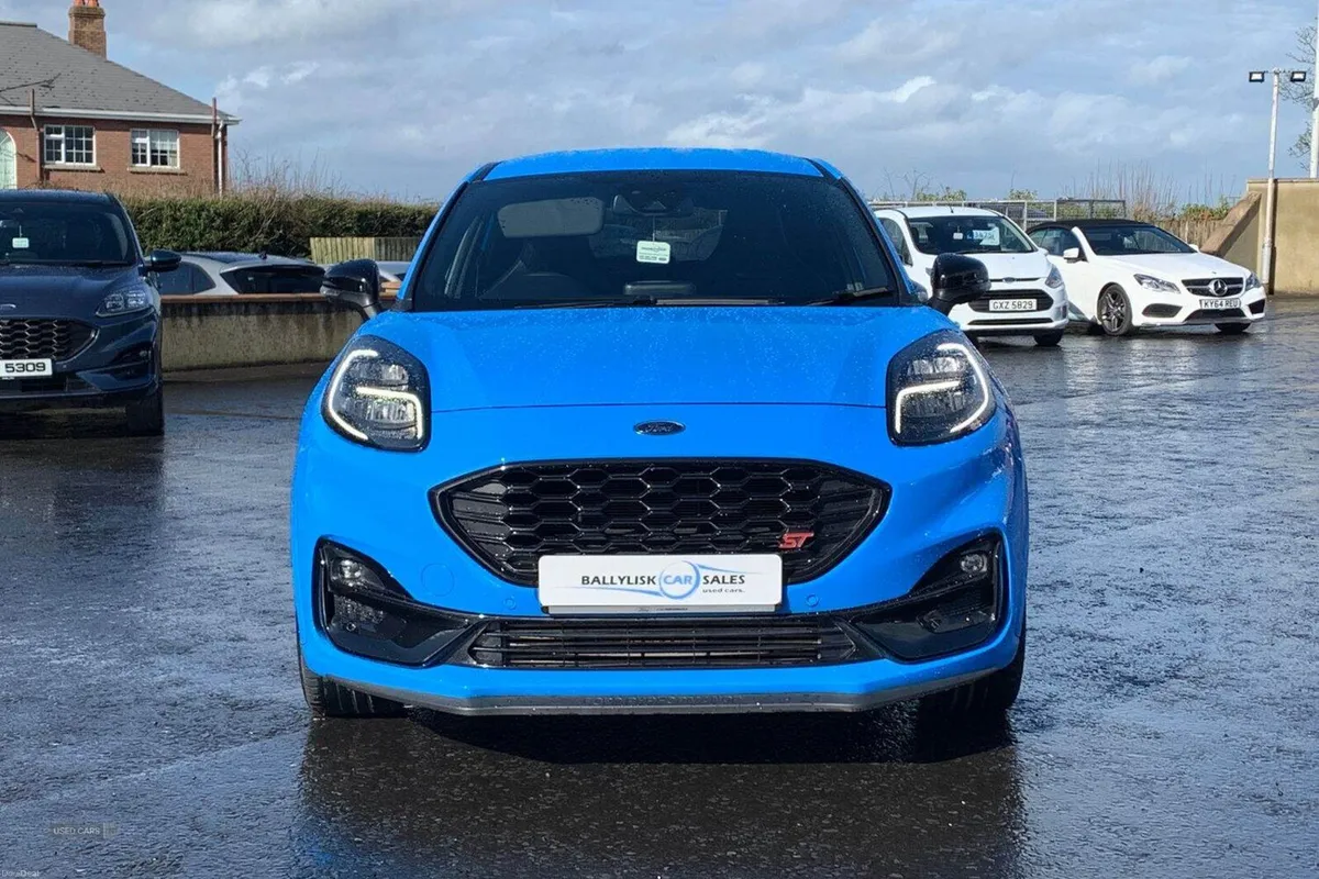 Ford Puma 1.5T 200PS ST in Azura Blue with 10K - Image 4