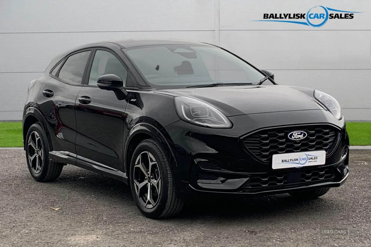 Ford Puma 1.0T 125PS ST-Line Auto in Black with on - Image 1