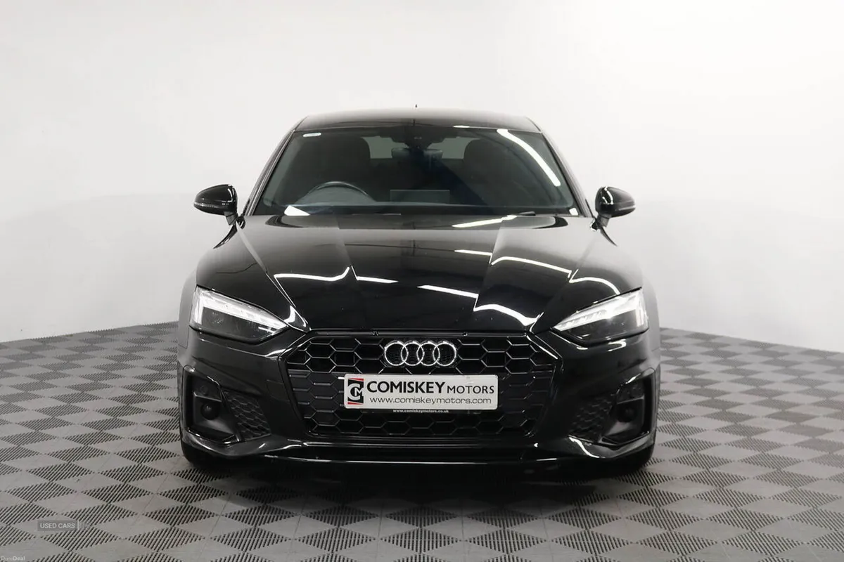 Audi A5 TDI S line - Image 2