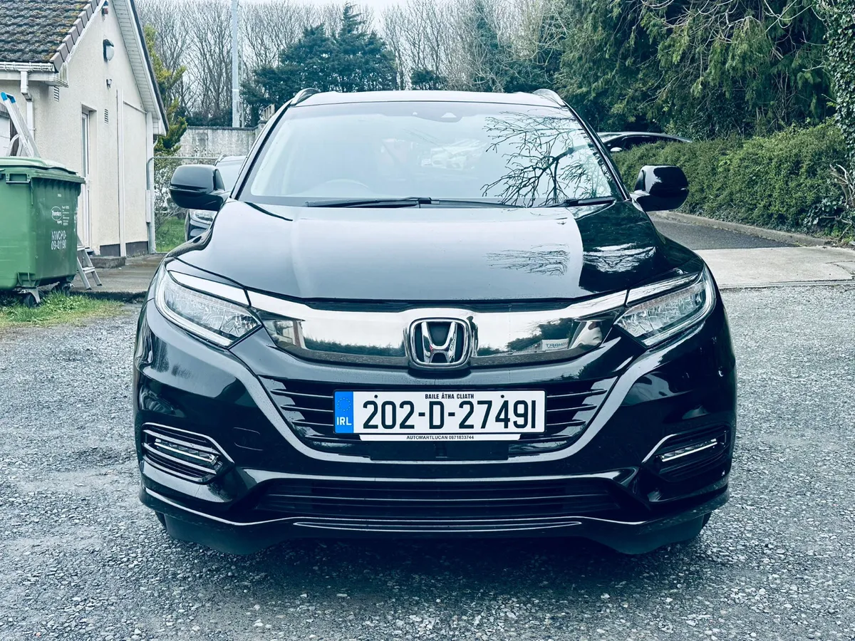 Honda Vezel/Hrv 2020 1.5 Hybrid Auto 28515 KM ONLY - Image 3