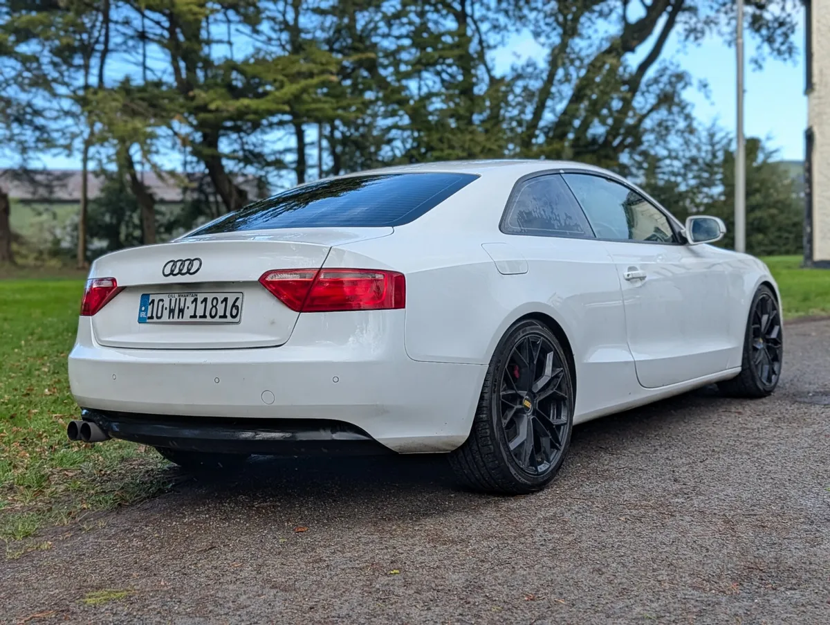 2010 Audi A5 2.0 Diesel - Image 4