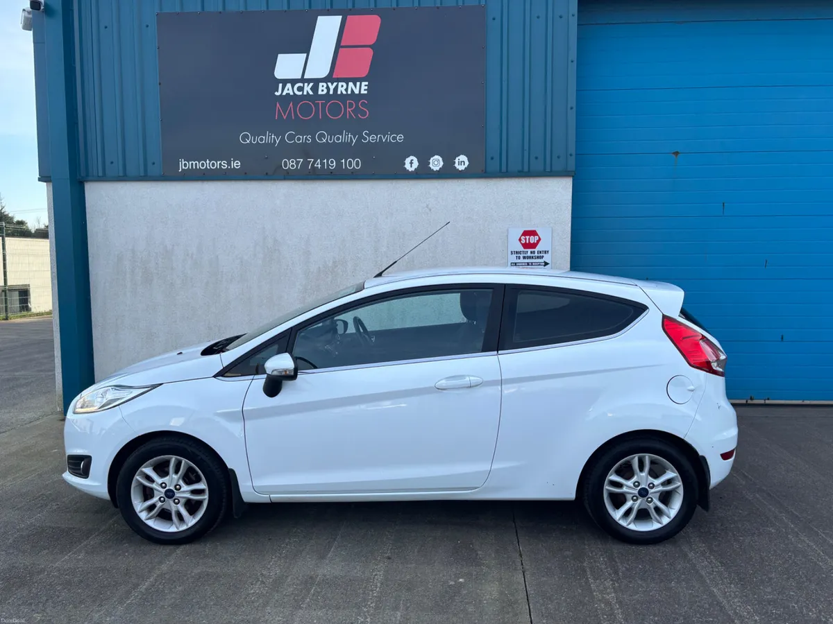 Ford Fiesta ZETEC FRESH NCT - Image 4