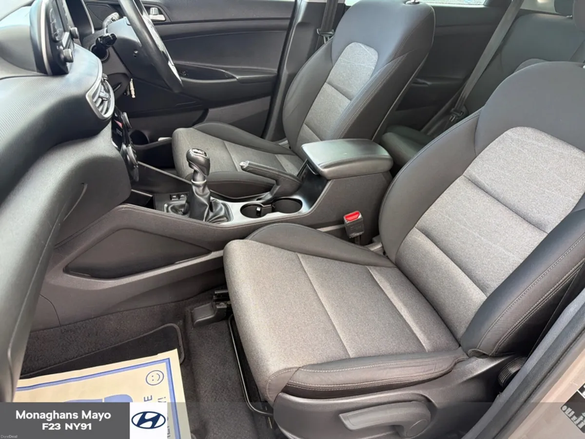 Hyundai Tucson COMFORT PLUS 1.6 DIESEL 5DR - Image 4