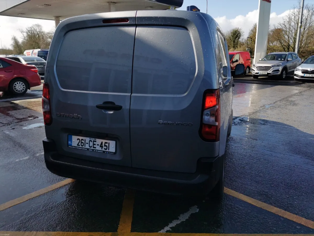 Citroen Berlingo LX PLUS BLUEHDI 100 MWB 650KG - Image 6