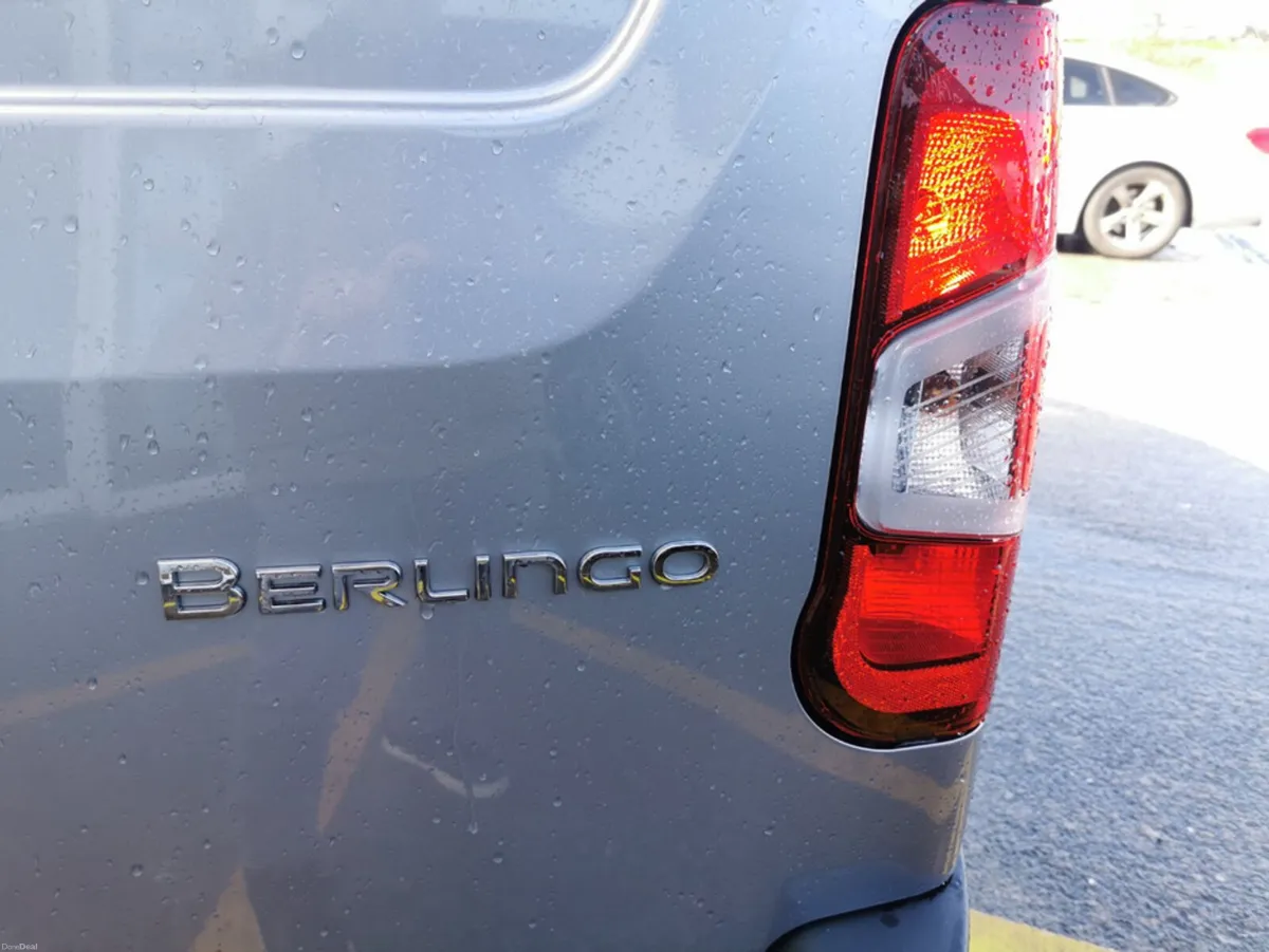 Citroen Berlingo LX PLUS BLUEHDI 100 MWB 650KG - Image 2
