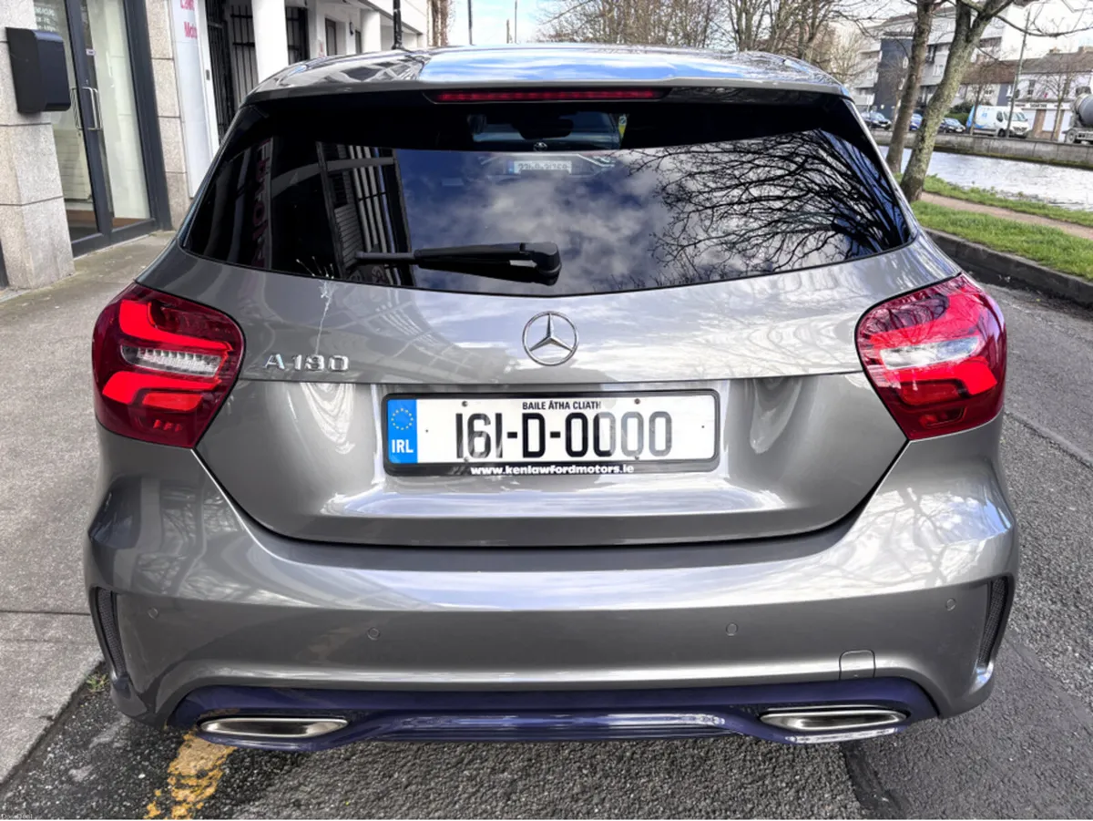 Mercedes-Benz A-Class A180 AUTO AMG SPORT - Image 4