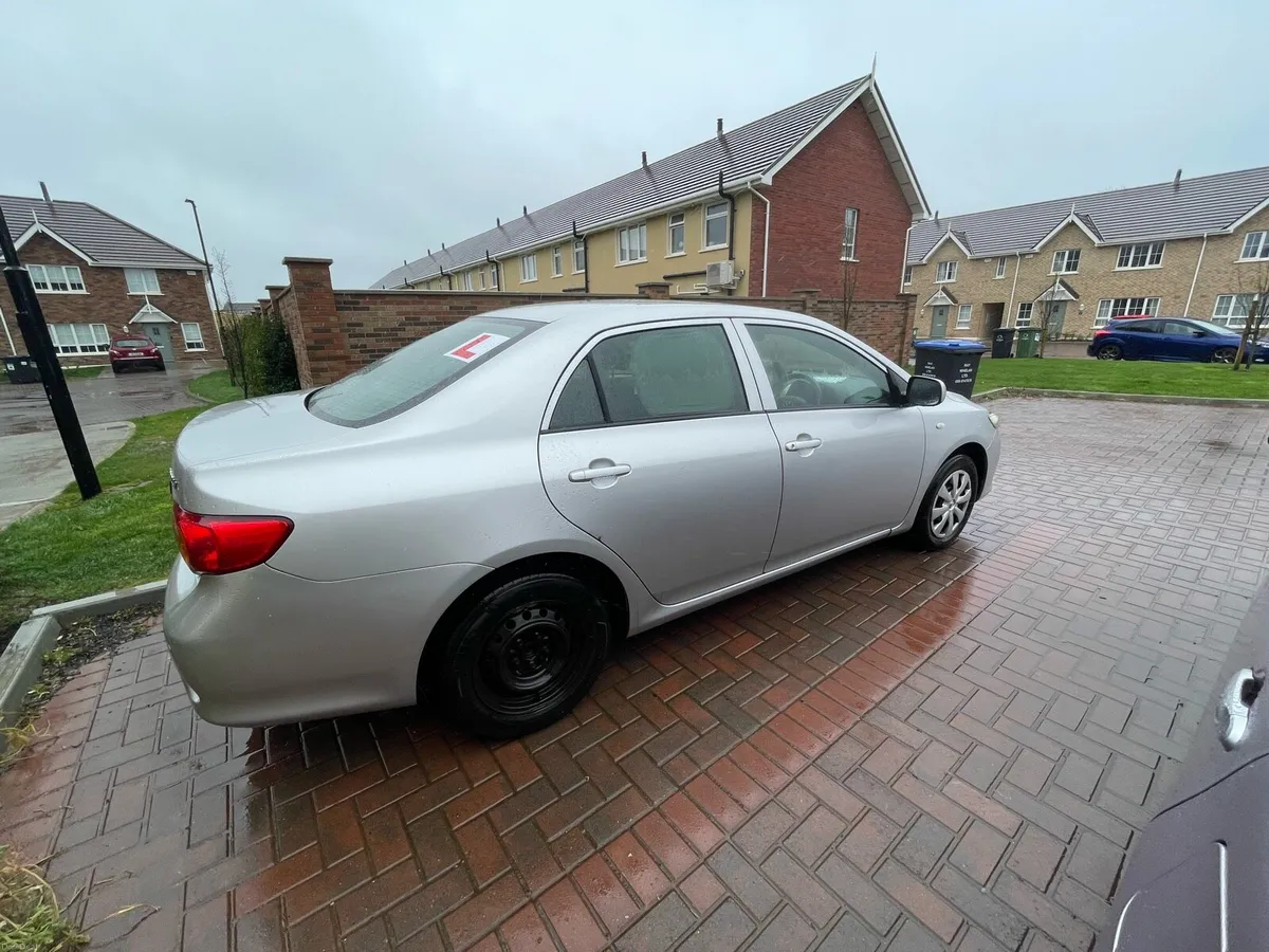 Toyota Corolla - Image 3