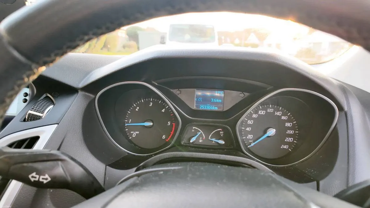 Ford Focus MK3. 1.6 Diesel - Image 2