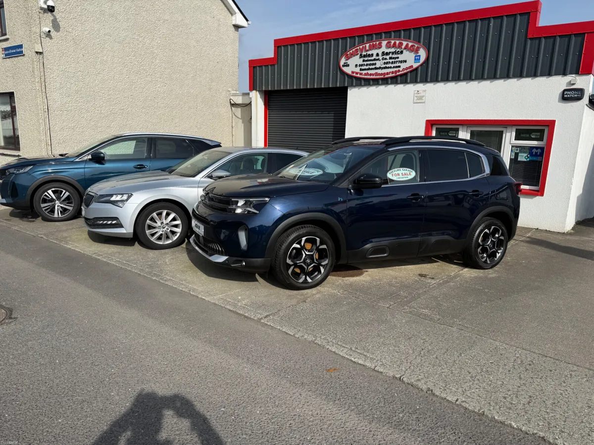 2022 Citroen C5 Aircross Shine 1.6 Plug In Hybrid - Image 2