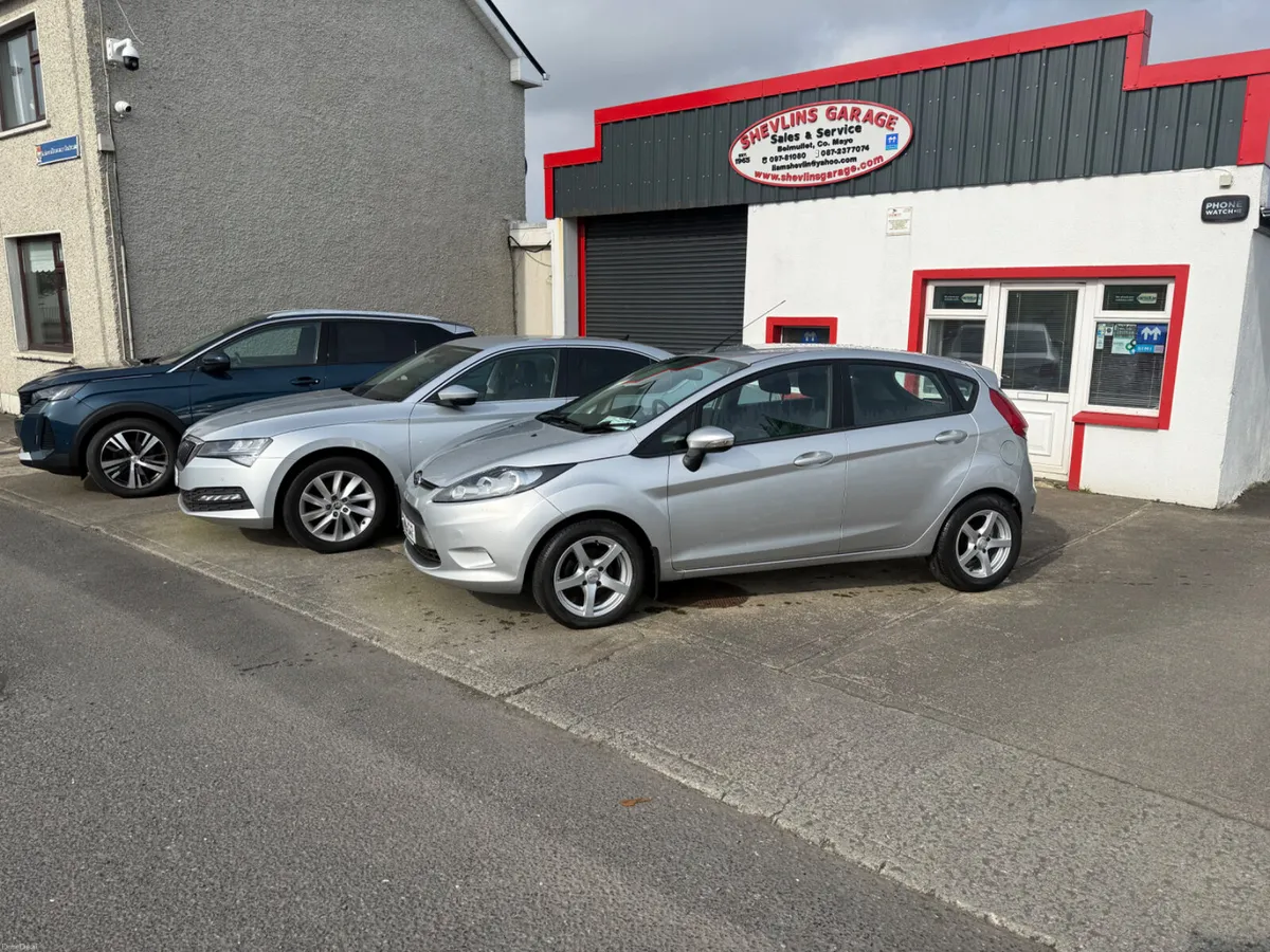 2012 Ford Fiesta 1.4 Tdci Style - Image 2