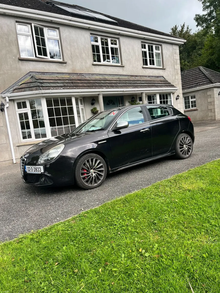 Alfa Romeo Giulietta 2013 - Image 4