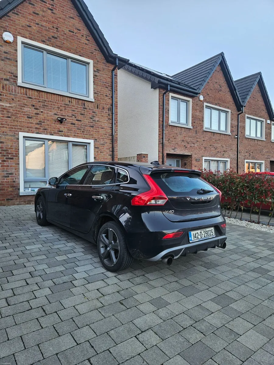 Volvo V40 2014 - Image 4