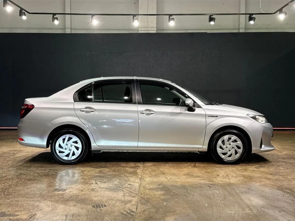 Toyota Corolla 1.5 AUTOMATIC - HYBRID - MULTI FUNC - Image 3