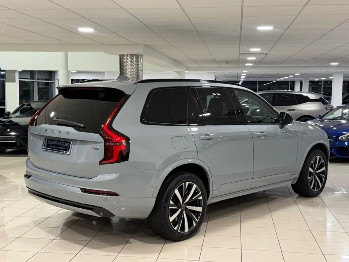Volvo XC90 T8 PLUS AWD DARK=PAN ROOF//LOW MILES//A - Image 3