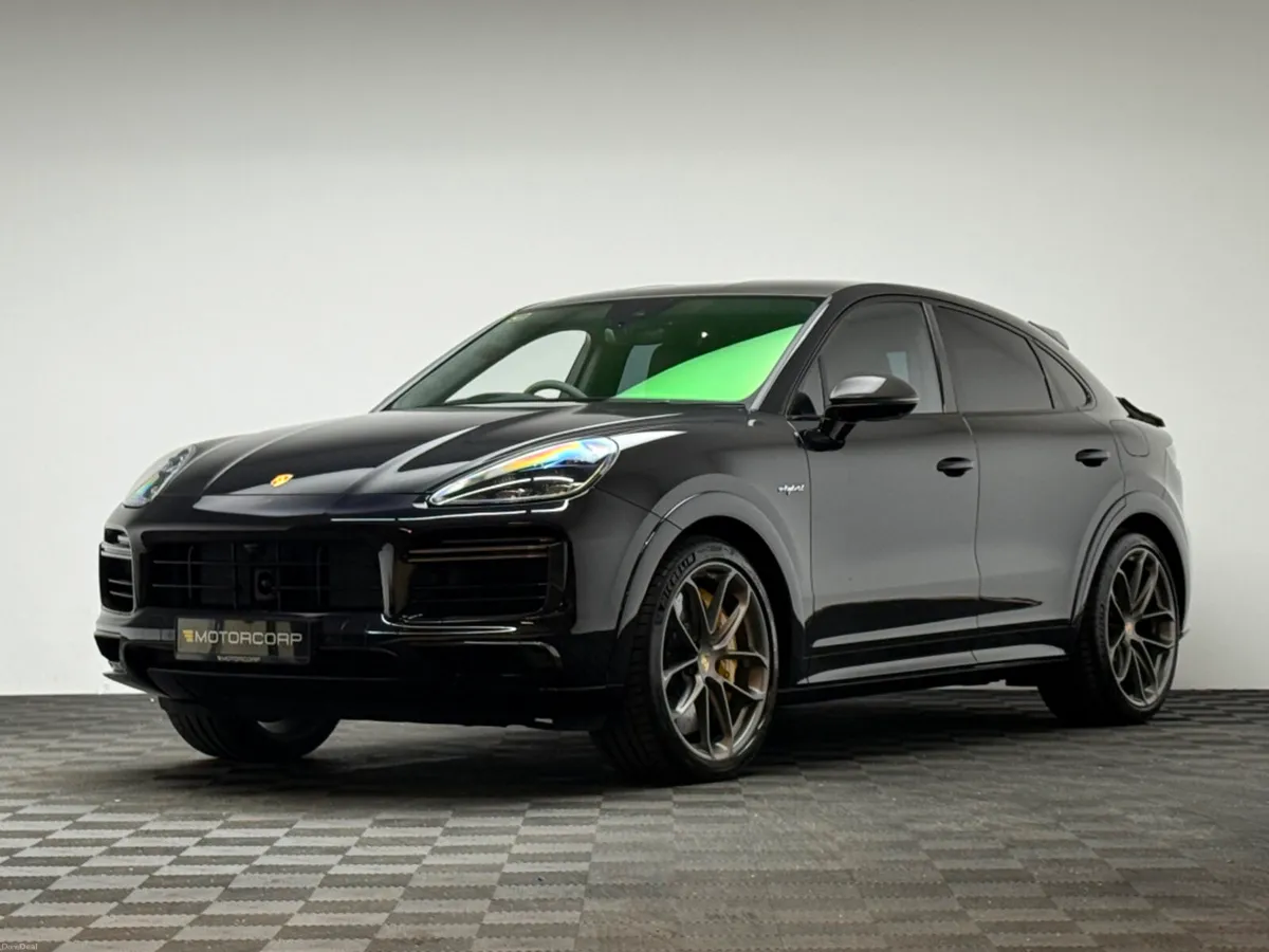 Porsche Cayenne TURBO S COUPE 4.0 V8 670HP E-HYBRI - Image 3