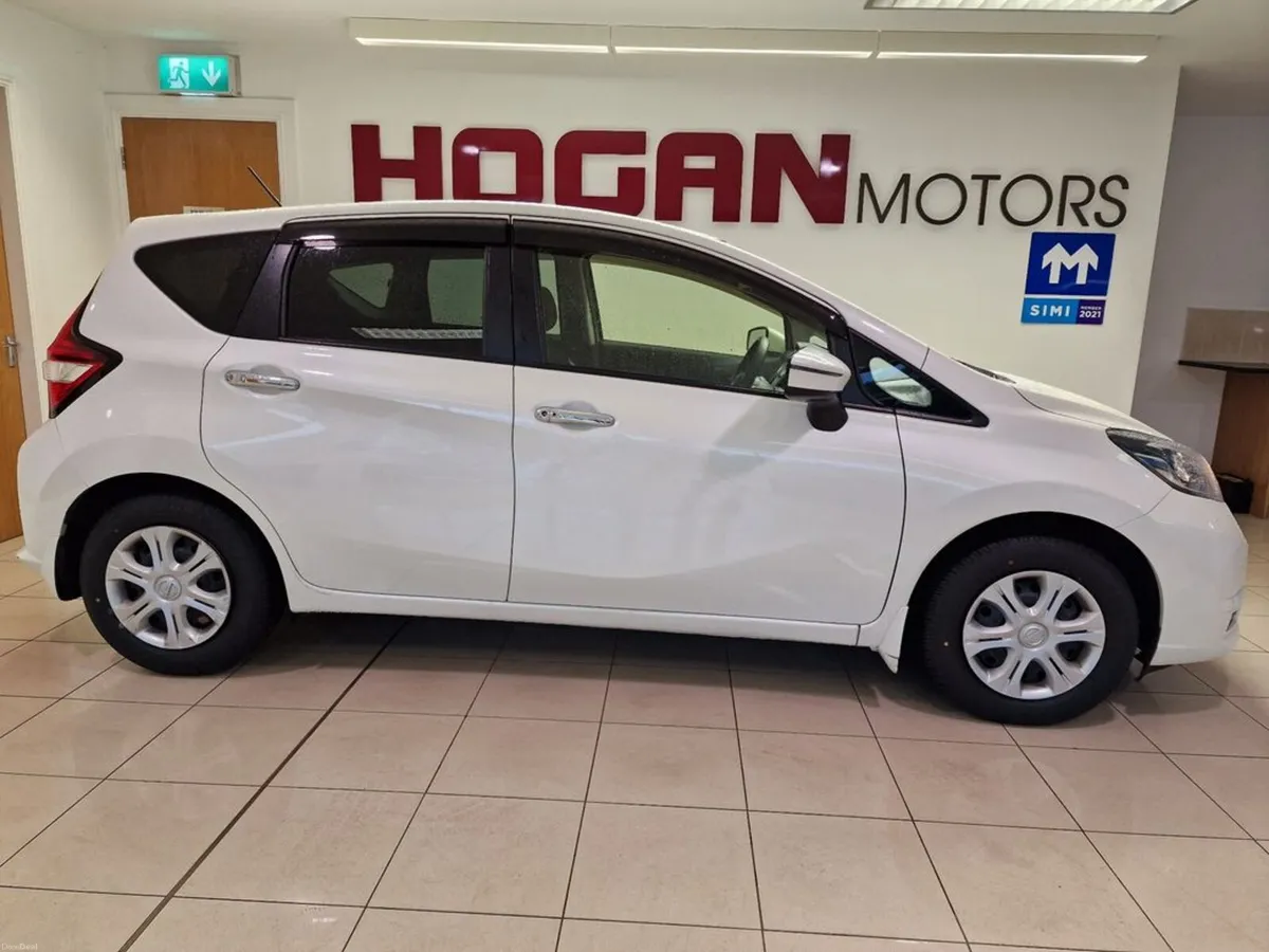 Nissan Note 1.2 SE 5DR Automatic - Image 3